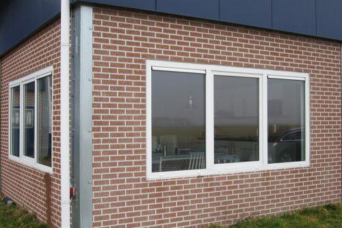 Bouwplast tilt and turn windows